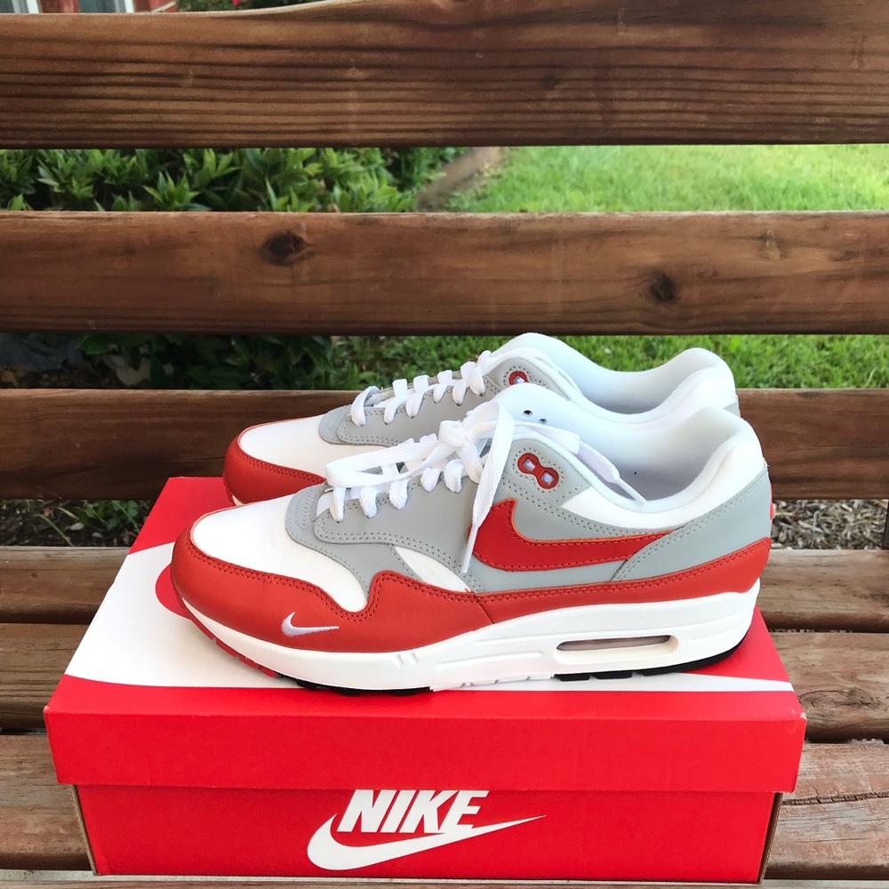 Nike Air Max 1 LV8 New